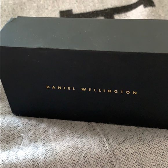 Daniel Wellington Petite Melrose - Picture 5 of 7